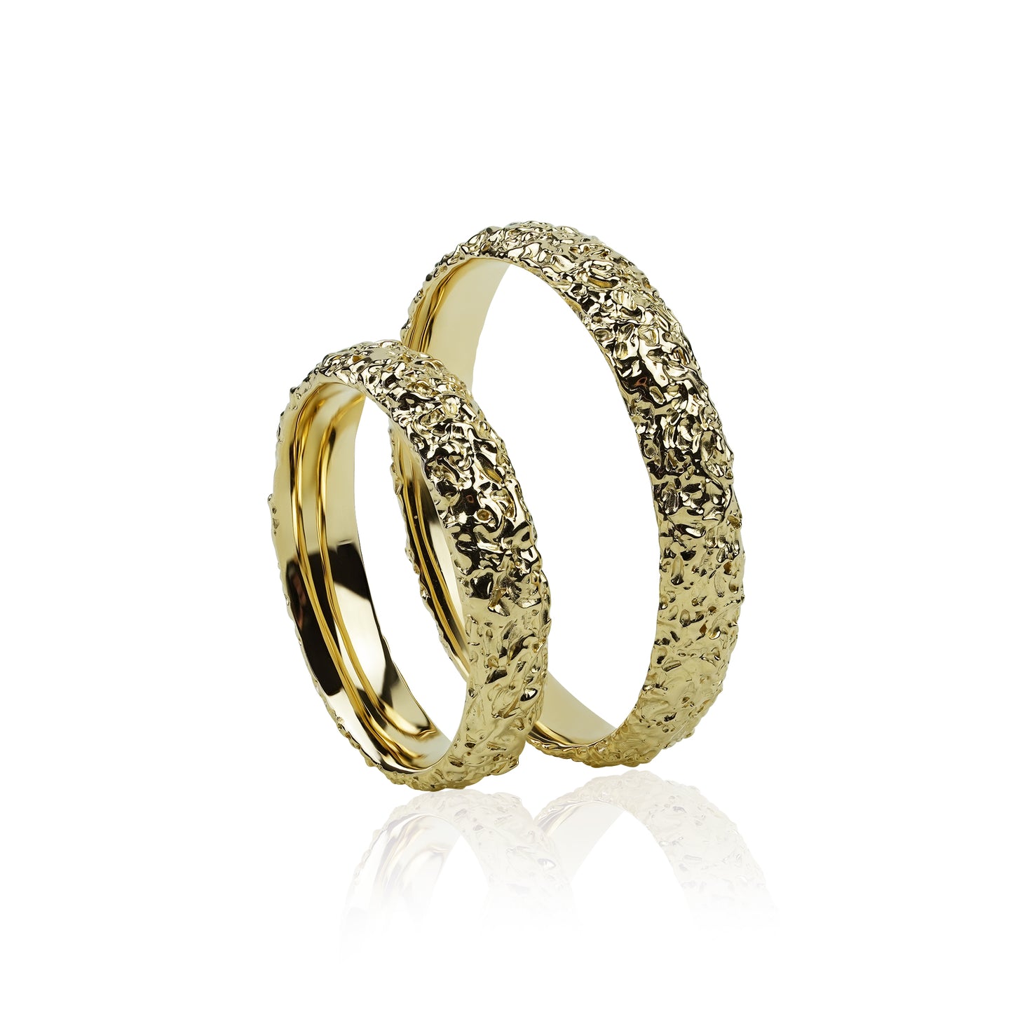 Lavos tekstūros vestuviniai žiedai